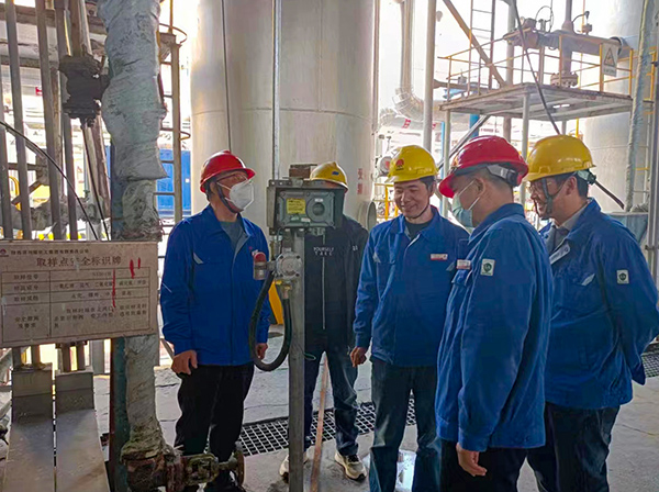 3月20日，實業(yè)、質(zhì)檢領導現(xiàn)場進行驗收工作(副圖）.jpg