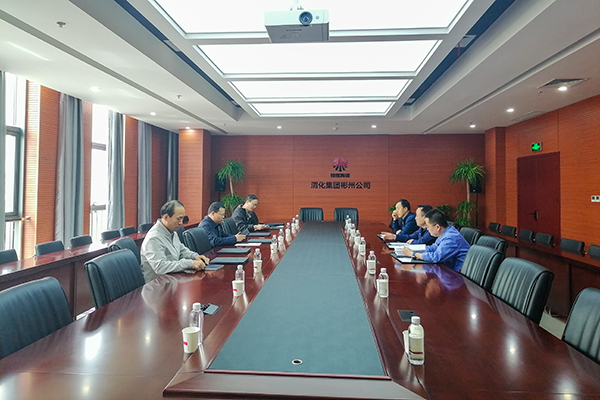 4月20日，陜西省生態(tài)環(huán)境廳調(diào)研督導(dǎo)組在彬州公司三樓行政會(huì)議室開展調(diào)研會(huì)，彬州公司生產(chǎn)部部長(zhǎng)、彬州公司副總經(jīng)理張安平迎檢.jpg
