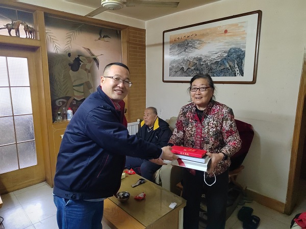 近日，九三學(xué)社渭化支社組織走訪慰問活動(dòng).jpg